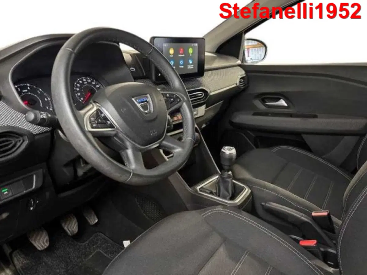 Dacia Sandero usata a Bologna (11)