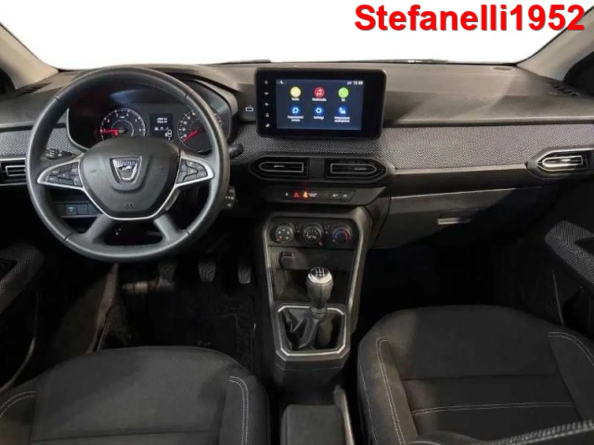 Dacia Sandero usata a Bologna (13)