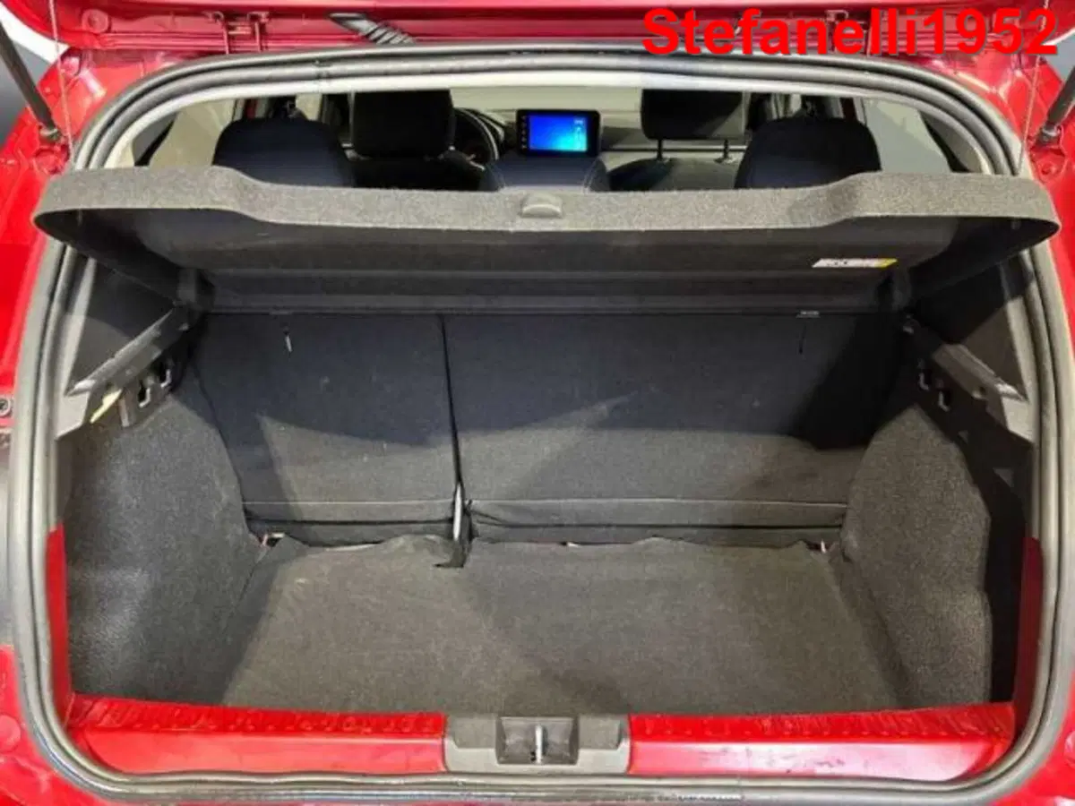 Dacia Sandero usata a Bologna (7)