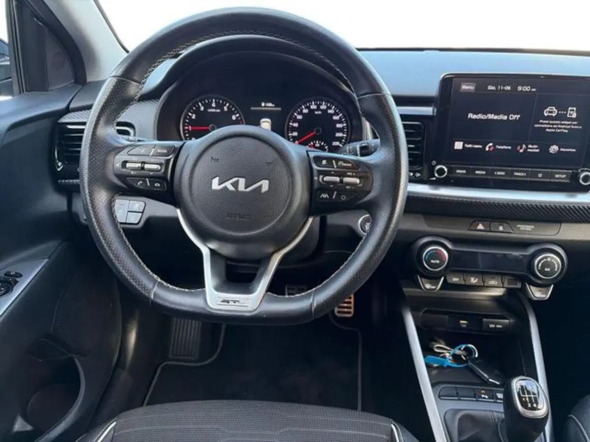 Kia Stonic usata a Sassari (7)