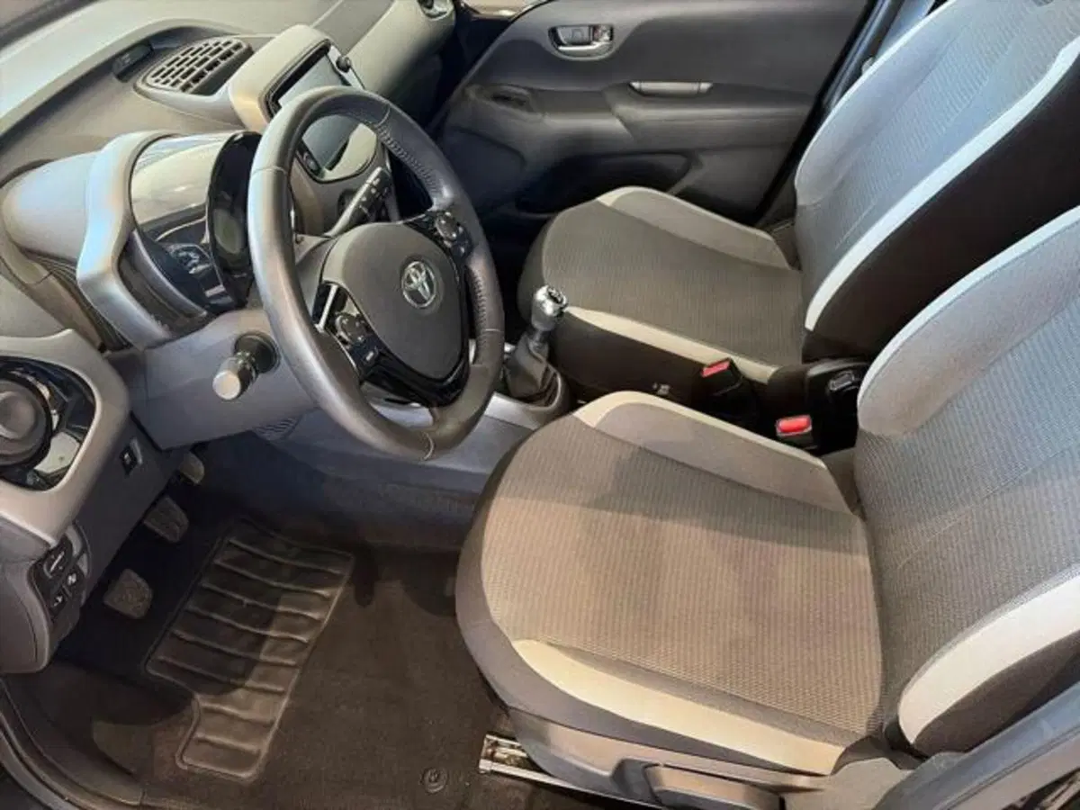 Toyota Aygo usata a Sassari (6)