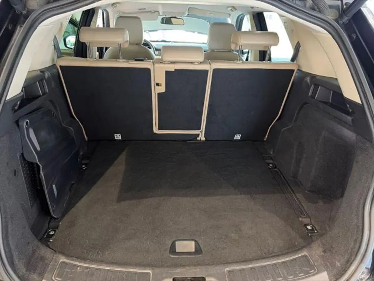Land Rover Discovery Sport usata a Sassari (5)