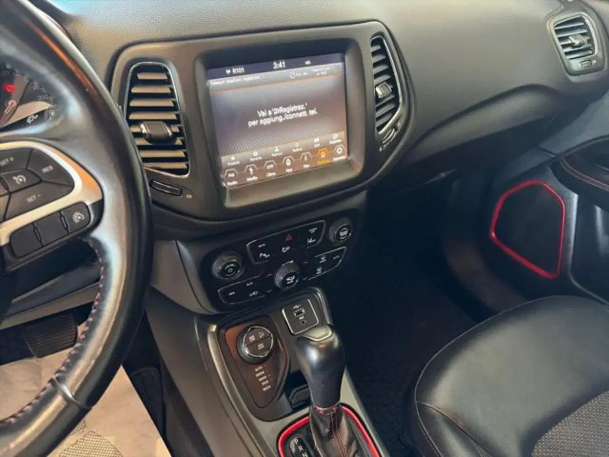 Jeep Compass usata a Sassari (9)