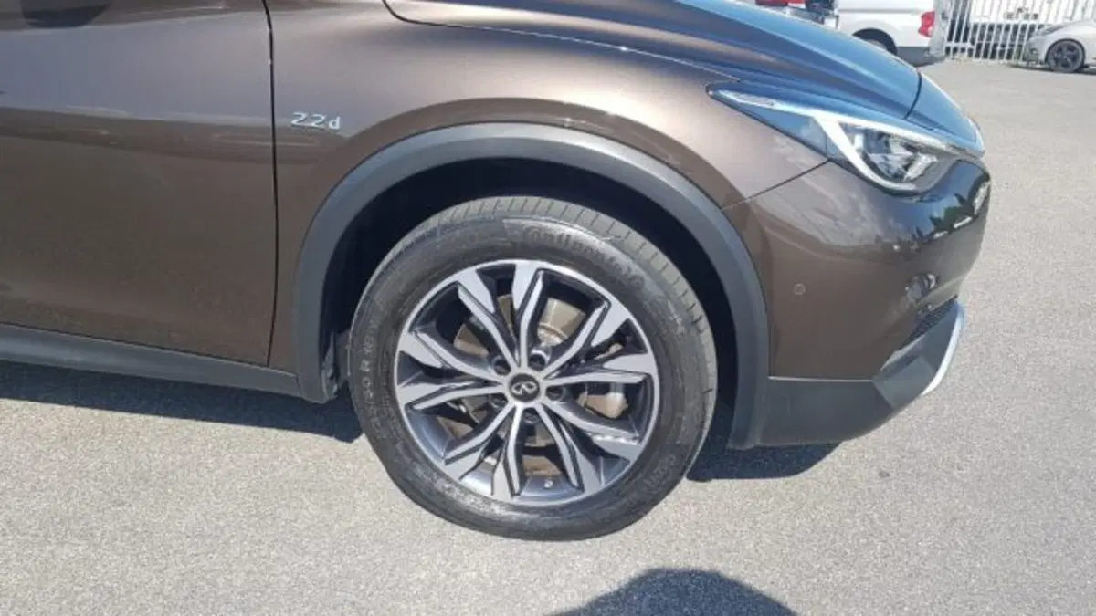 Infiniti QX30 usata a Lucca (5)