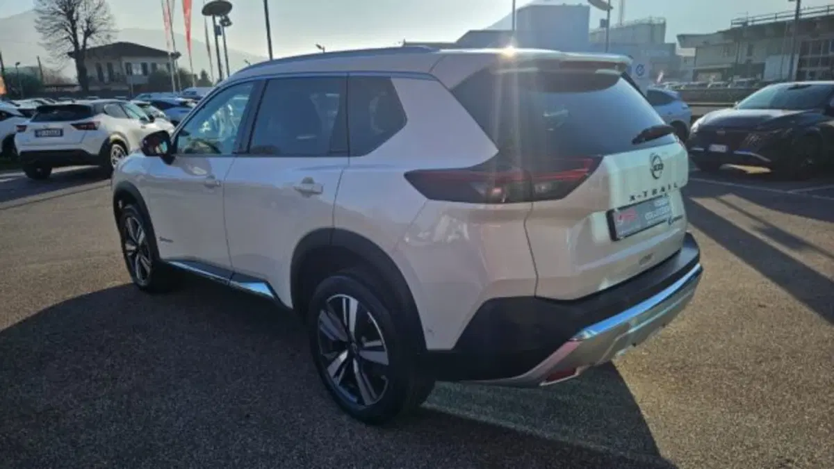 Nissan X-Trail usata a Lucca (6)