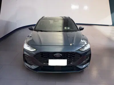 Ford Focus Station Wagon 1.0t ecoboost h ST-Line X 125cv del 2023 usata a Torino