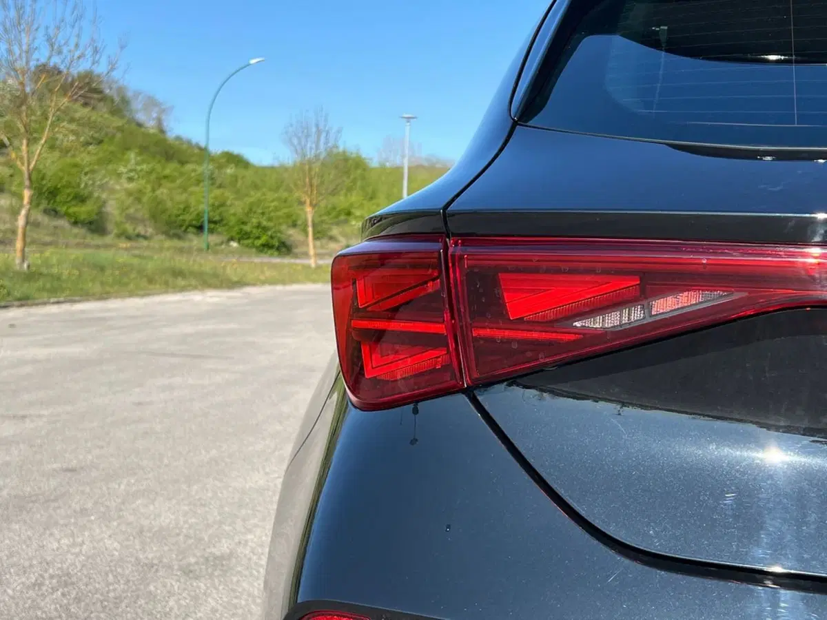 Cupra Leon usata a Arezzo (20)