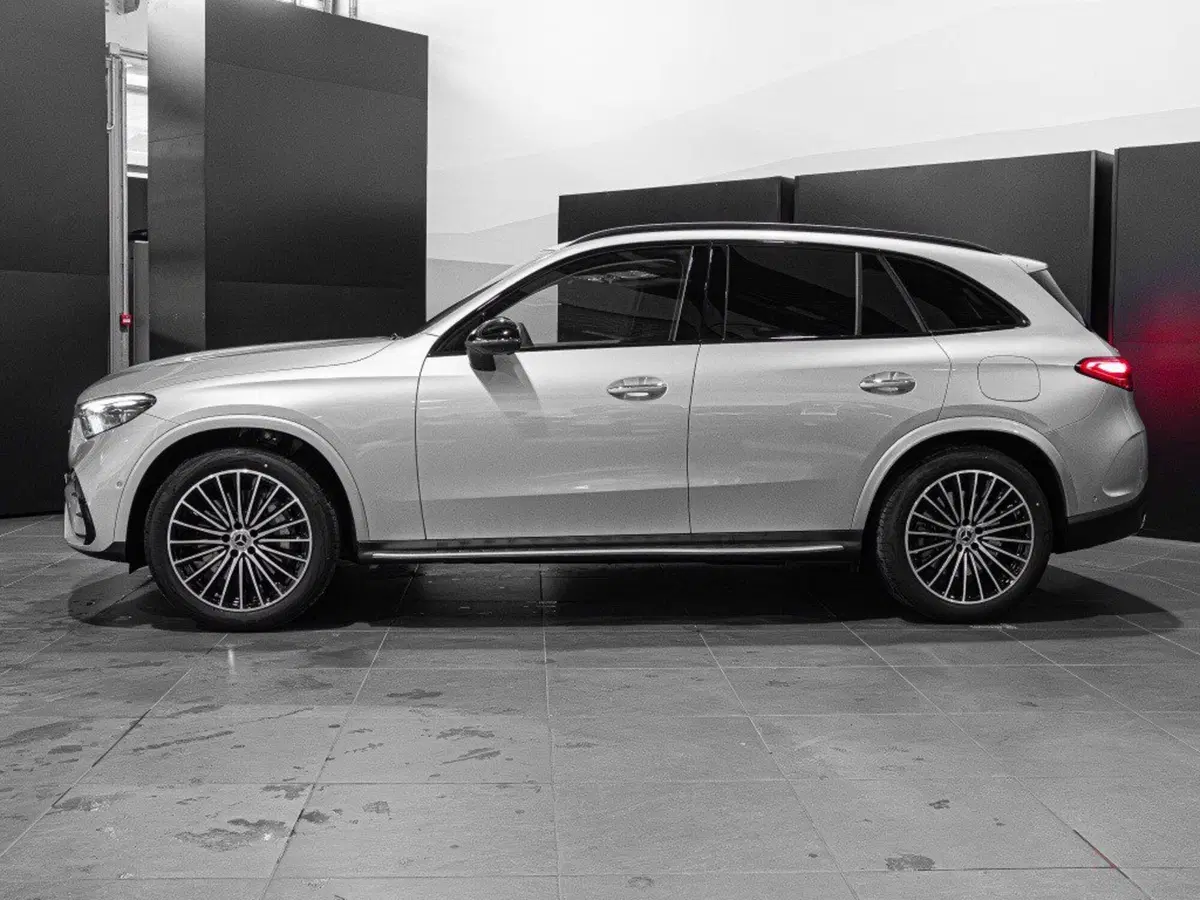 Mercedes-Benz GLC nuova a Ancona (2)
