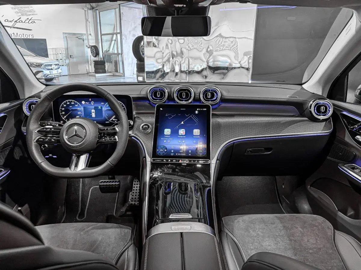 Mercedes-Benz GLC nuova a Ancona (8)