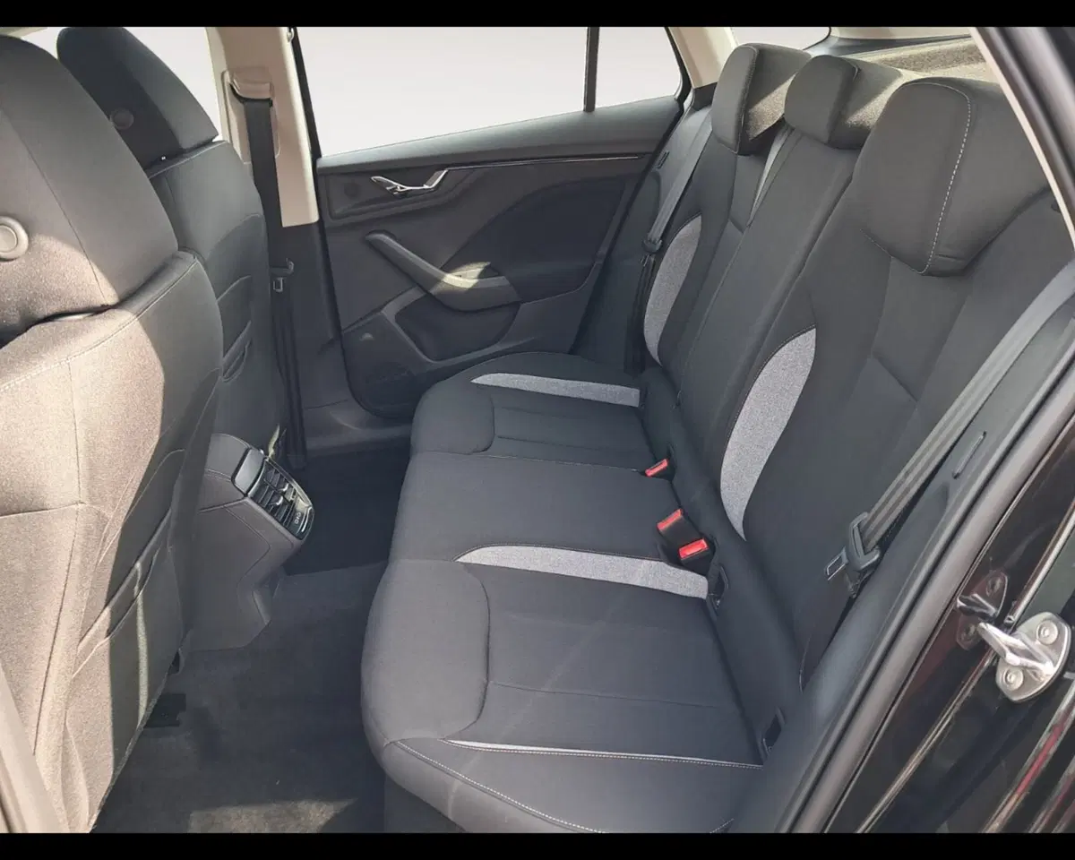 Skoda Kamiq nuova a Ravenna (11)