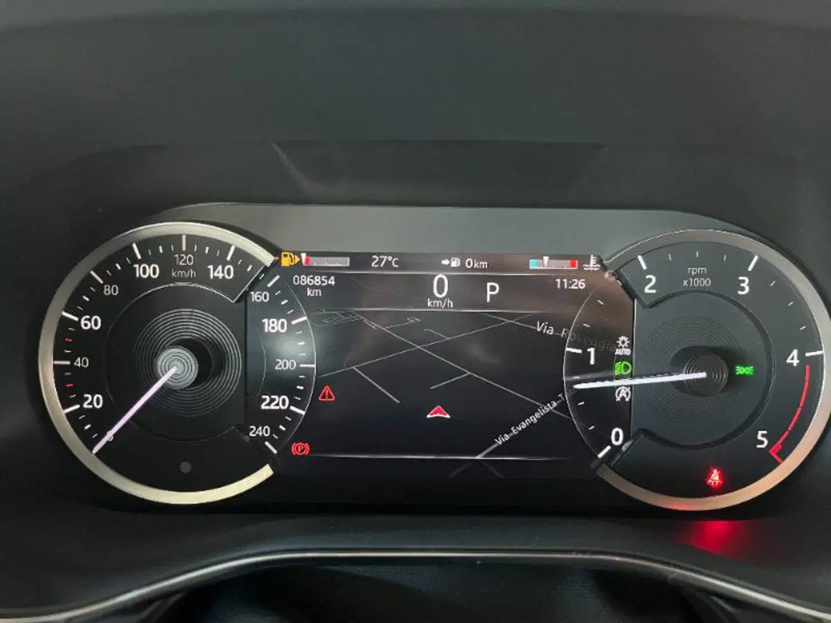 Jaguar F-Pace usata a Venezia (17)