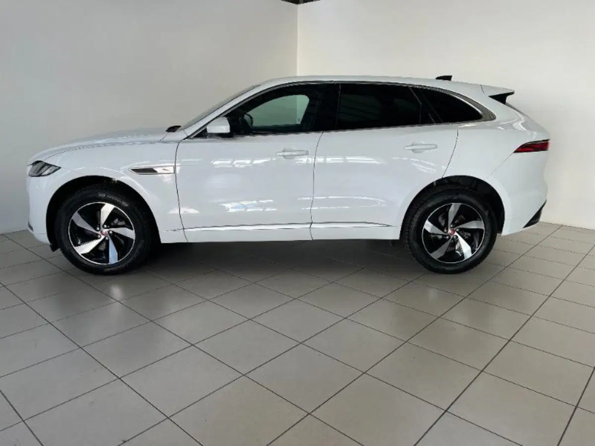 Jaguar F-Pace usata a Venezia (2)