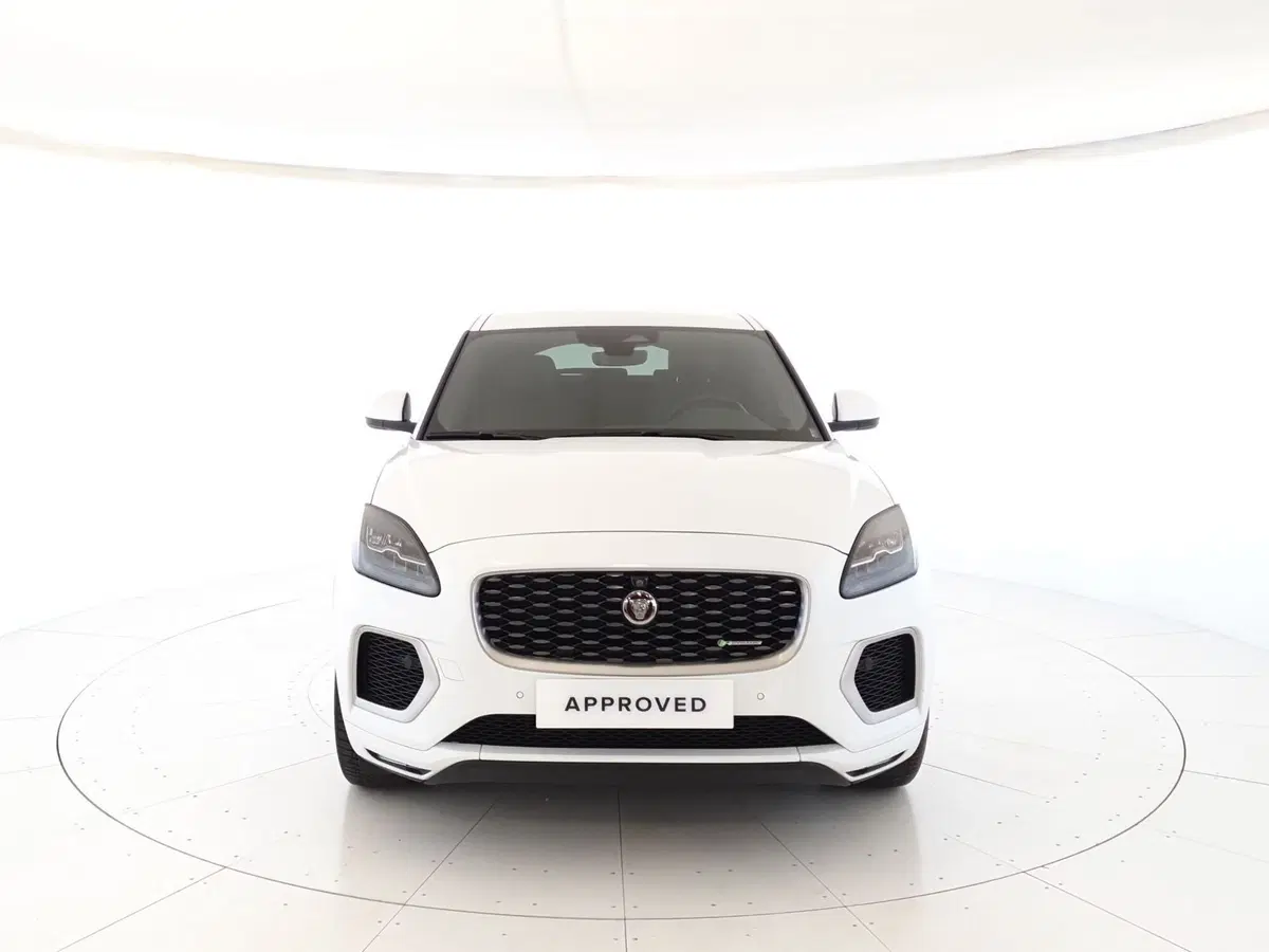 Jaguar E-Pace usata a Monza e Brianza (8)