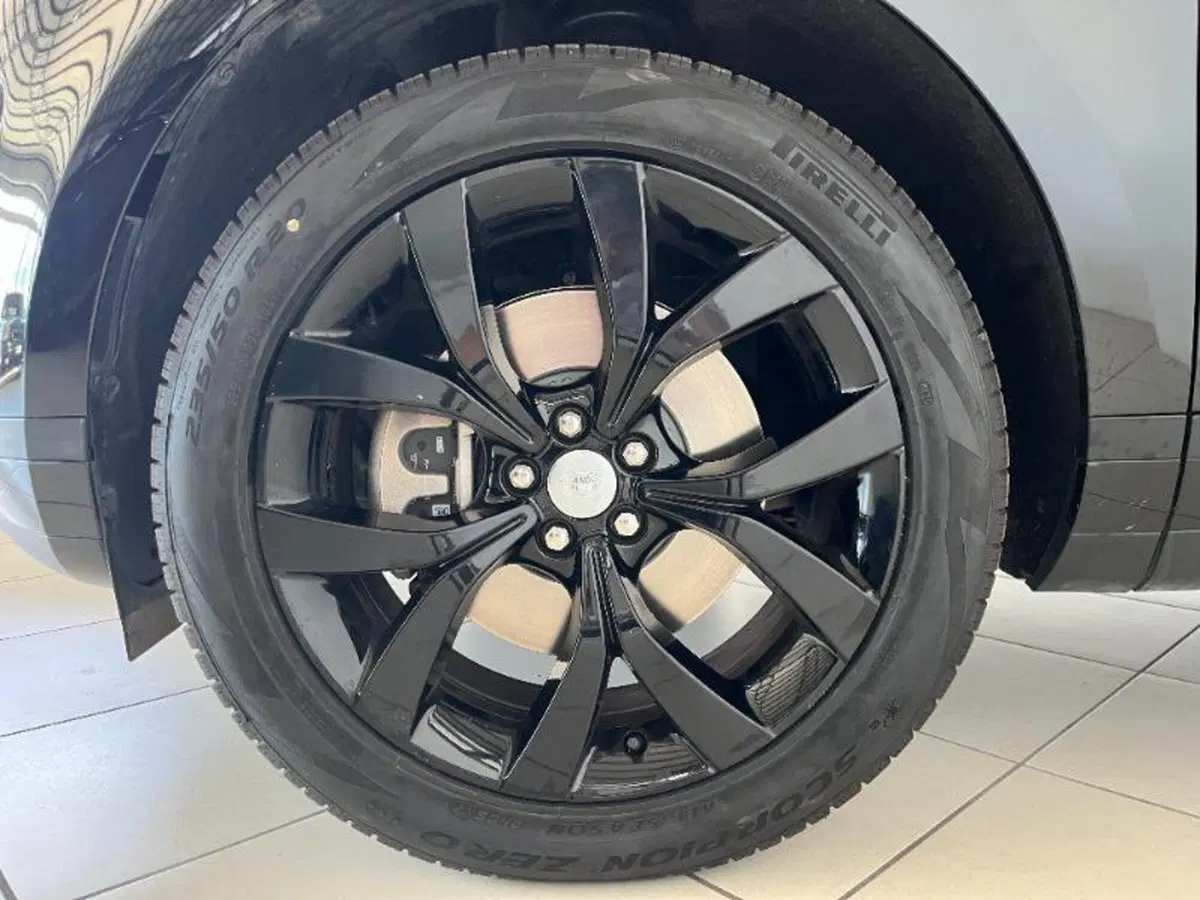 Land Rover Range Rover Evoque usata a Venezia (11)