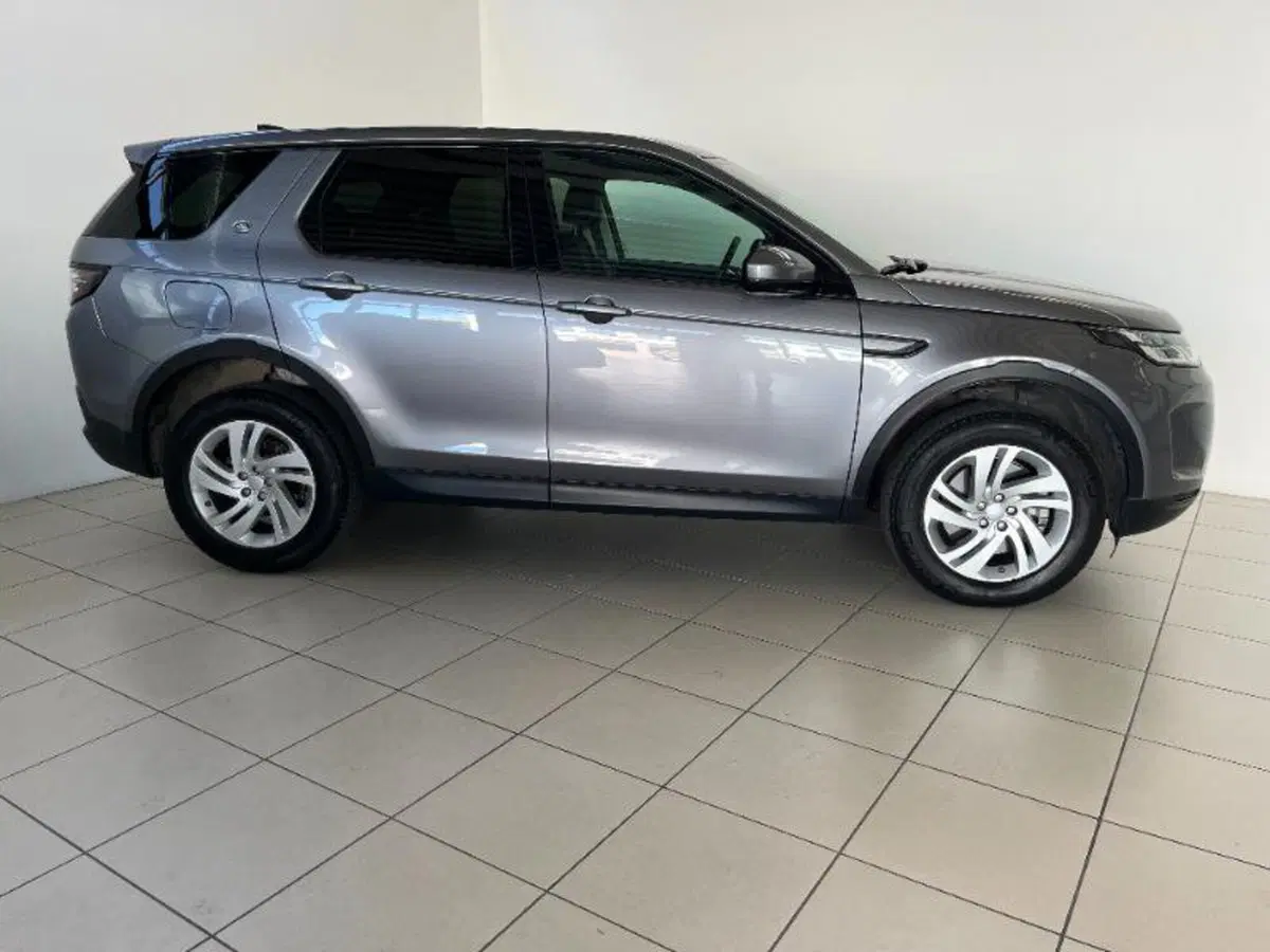 Land Rover Discovery Sport usata a Venezia (2)