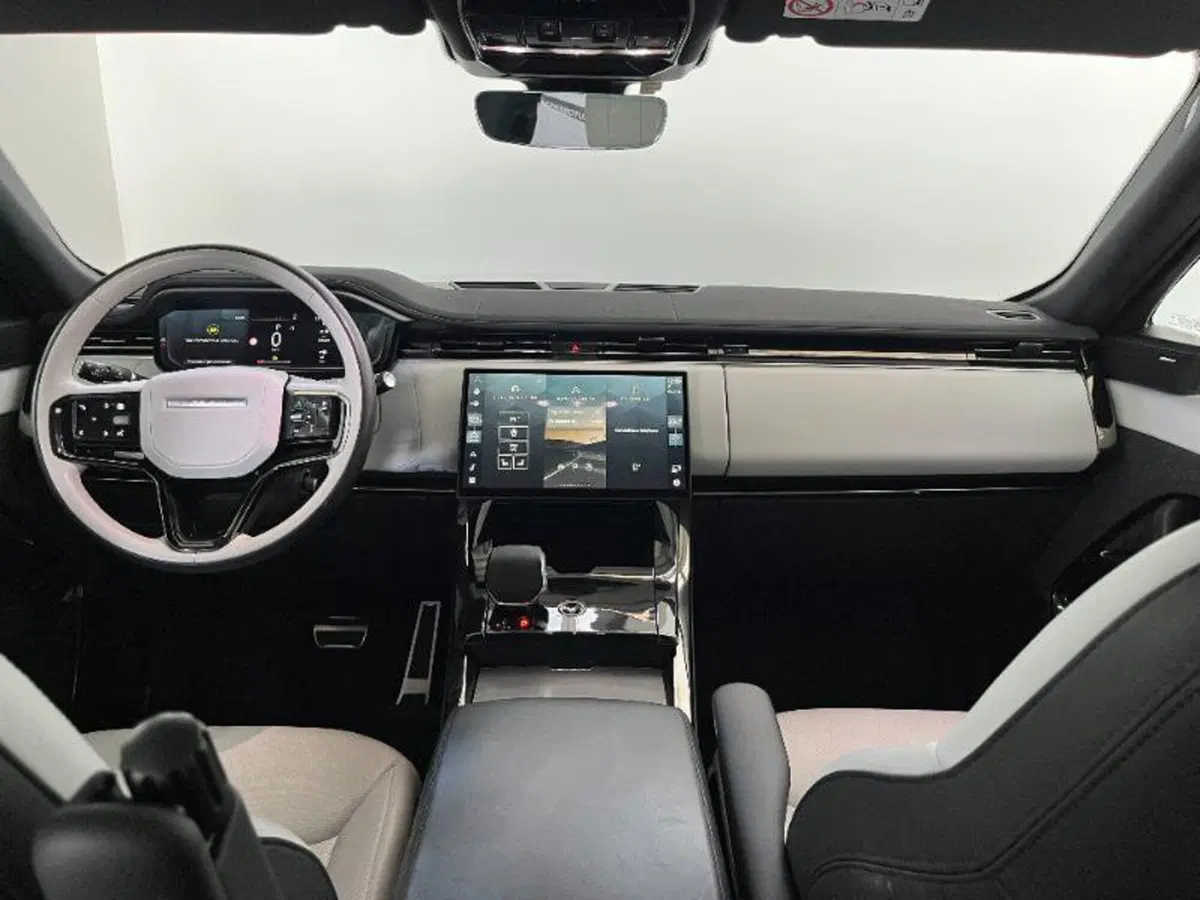 Land Rover Range Rover Sport usata a Venezia (18)
