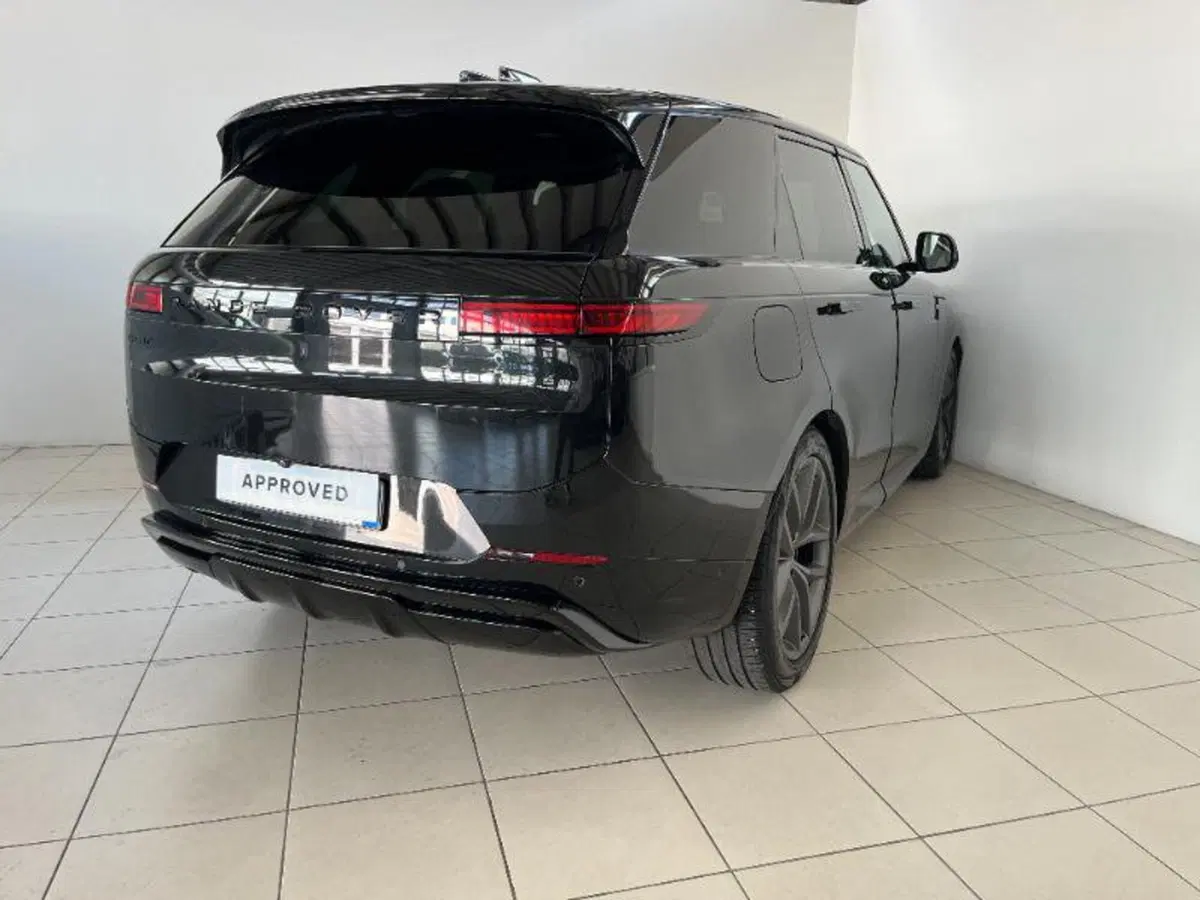 Land Rover Range Rover Sport usata a Venezia (5)