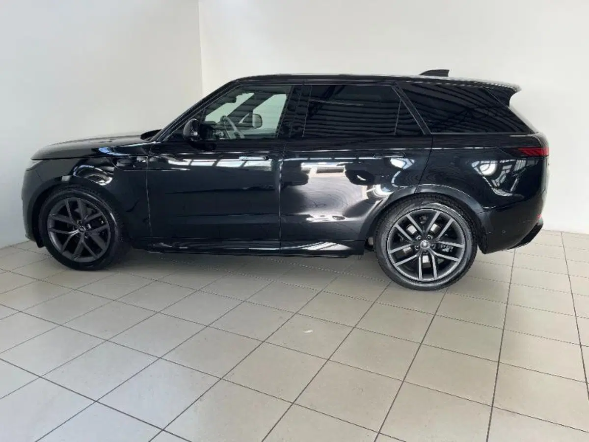Land Rover Range Rover Sport usata a Venezia (6)