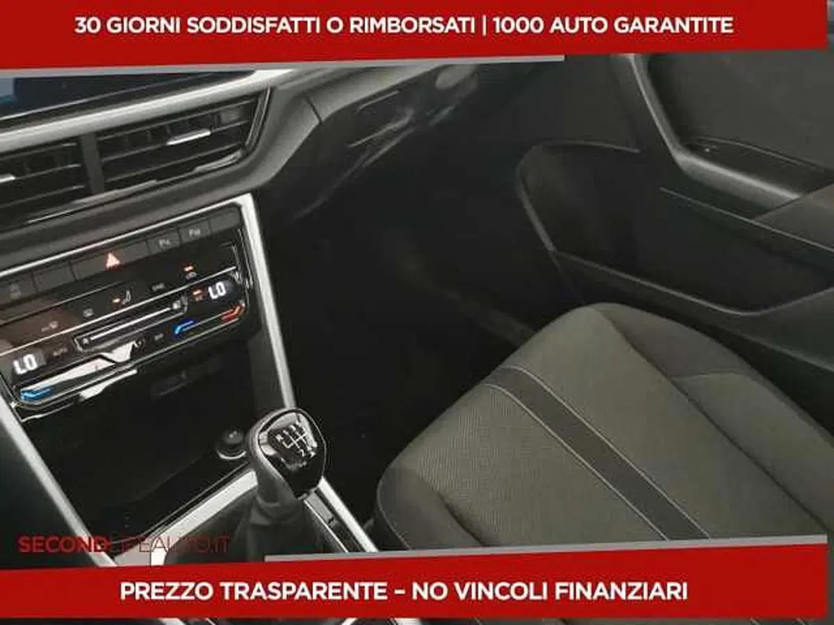 Volkswagen T-Roc usata a Chieti (16)