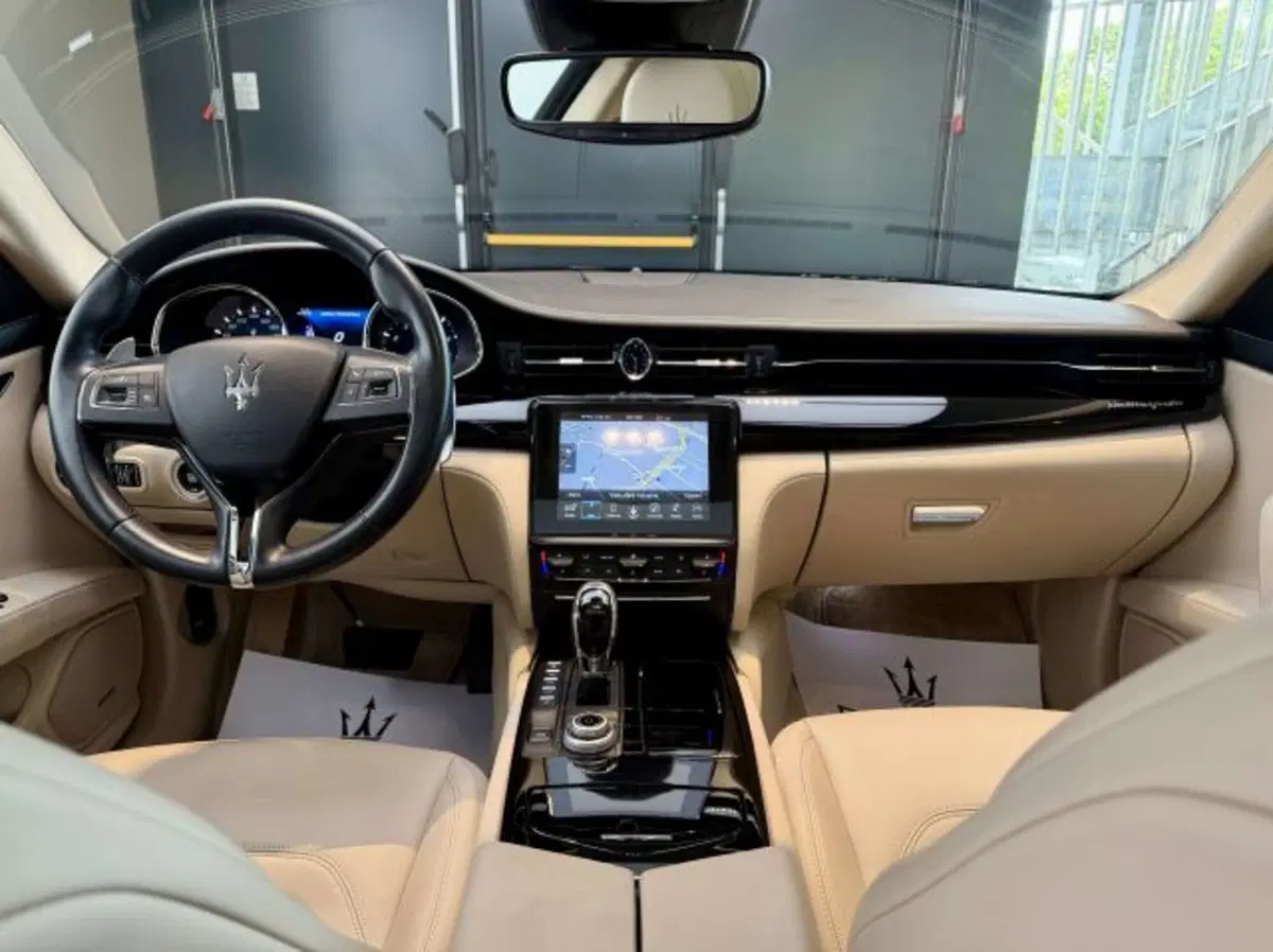 Maserati Quattroporte usata a Torino (15)