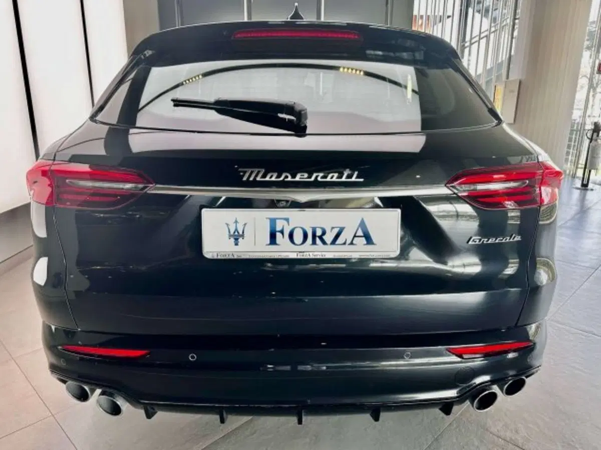 Maserati Grecale usata a Torino (7)