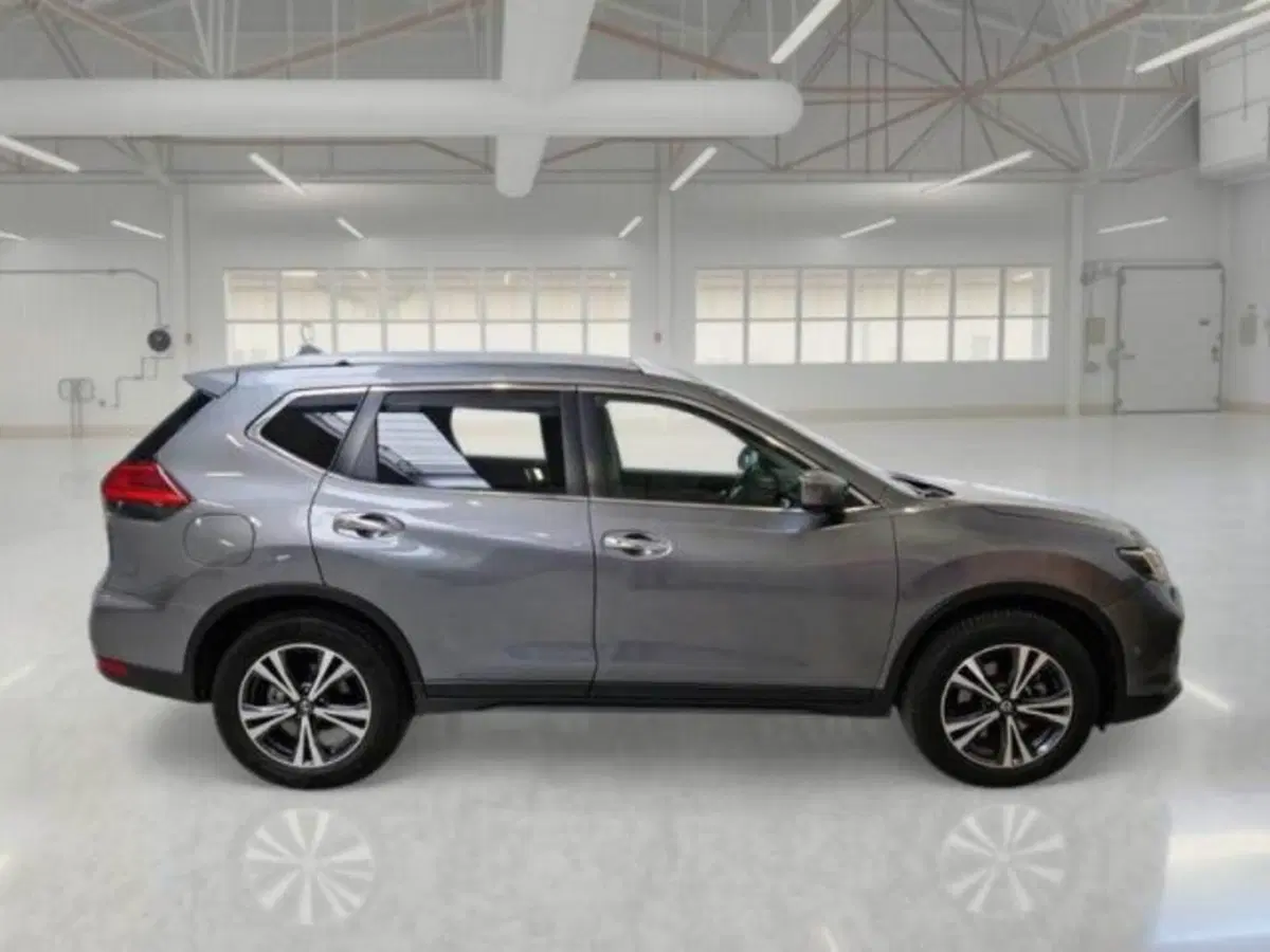Nissan X-Trail usata a Catania (4)