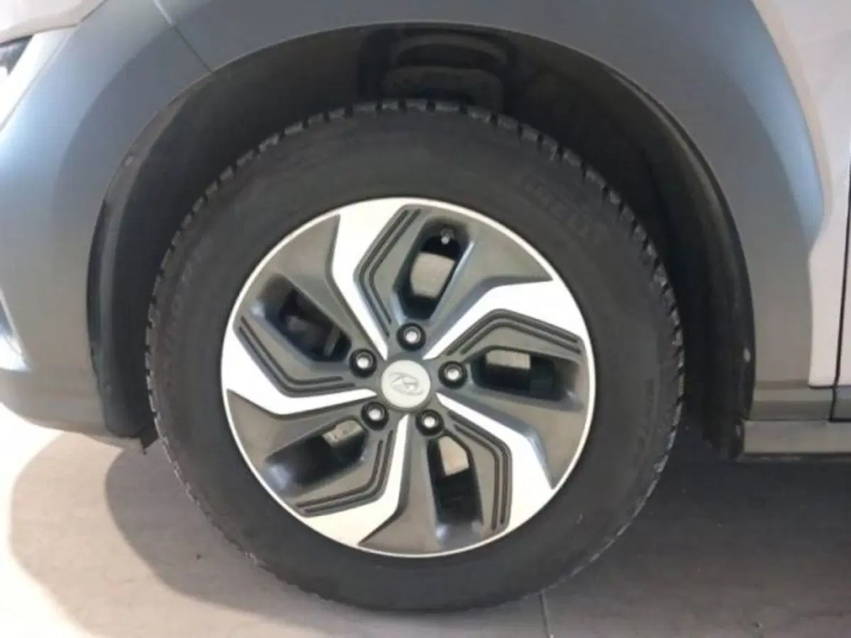 Hyundai Kona usata a Catania (10)