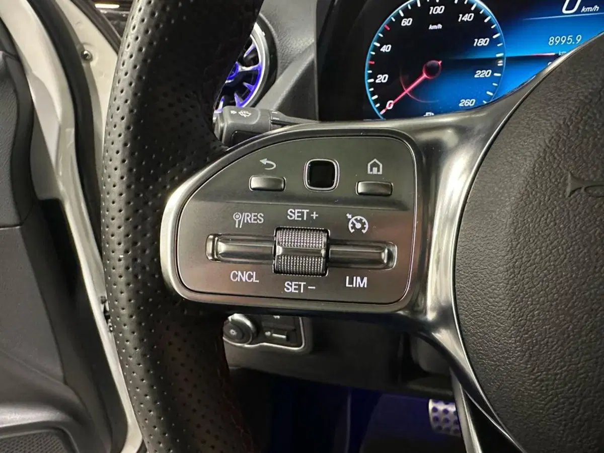 Mercedes-Benz GLA SUV usata a Bolzano (12)
