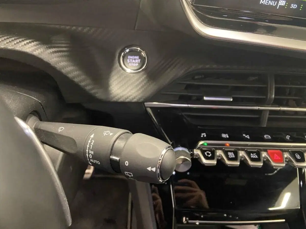 Peugeot 208 usata a Torino (12)