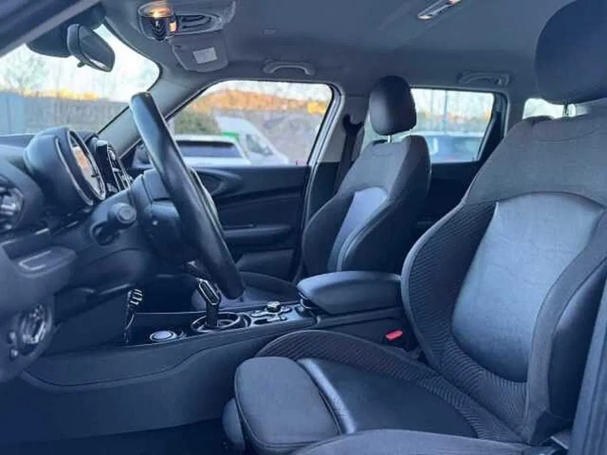 MINI Mini Clubman usata a Genova (10)