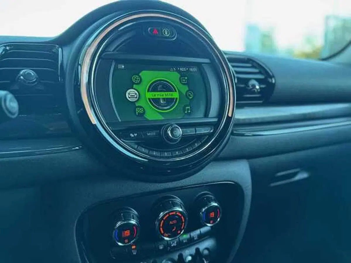 MINI Mini Clubman usata a Genova (8)