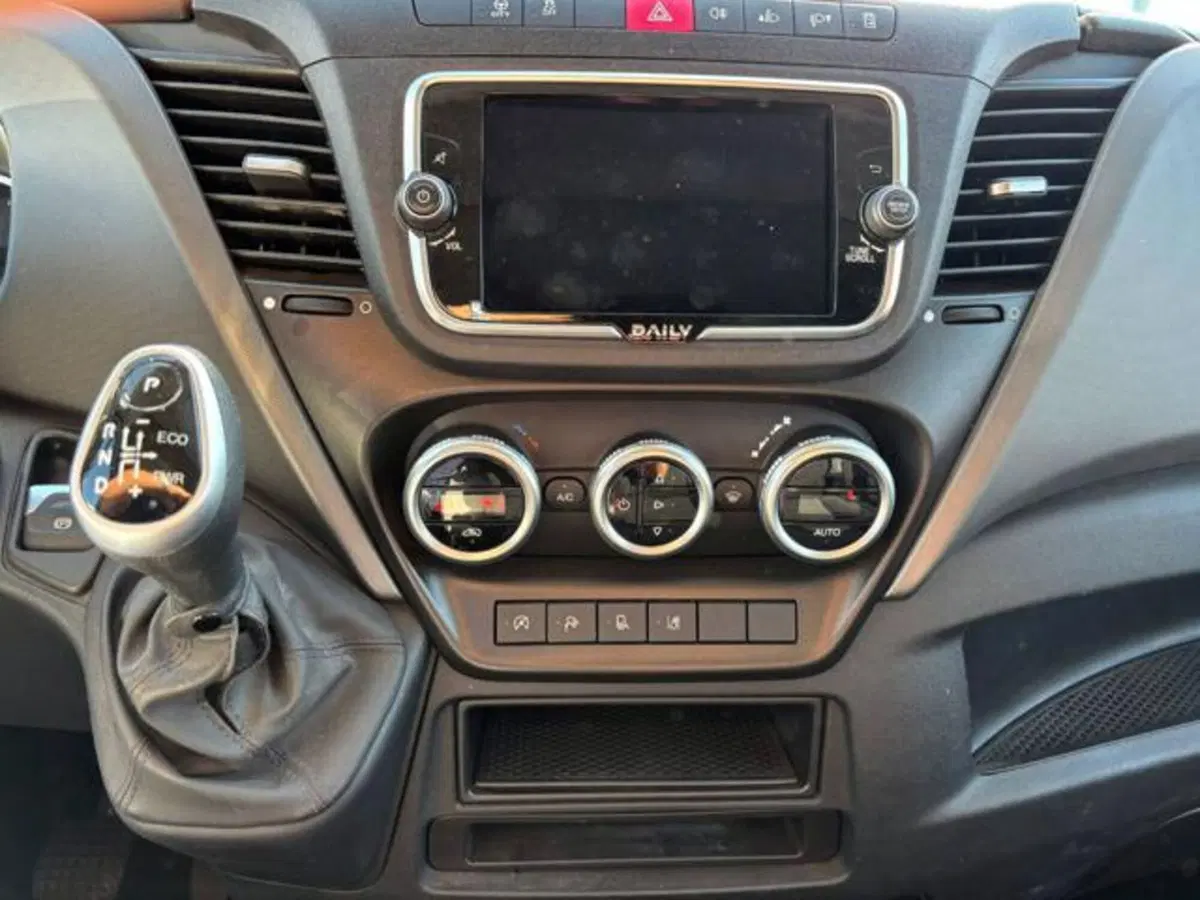 Iveco Daily Furgone usata a Brescia (14)