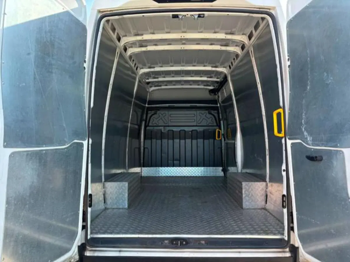 Iveco Daily Furgone usata a Brescia (7)