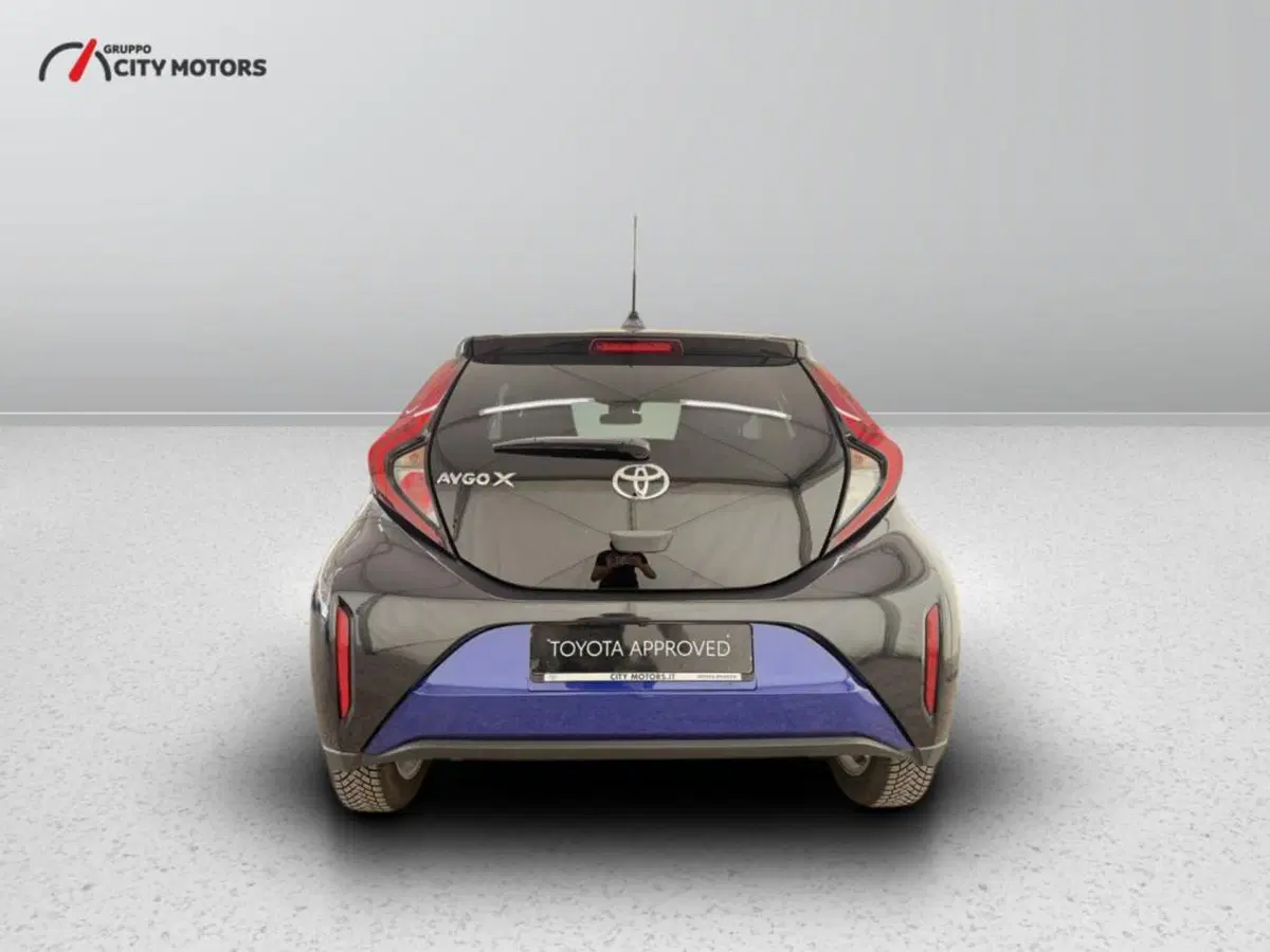 Toyota Aygo X usata a Monza e Brianza (6)