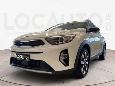 Kia Stonic 1.0 T-GDi 100 CV MHEV iMT Style del 2021 usata a Torino