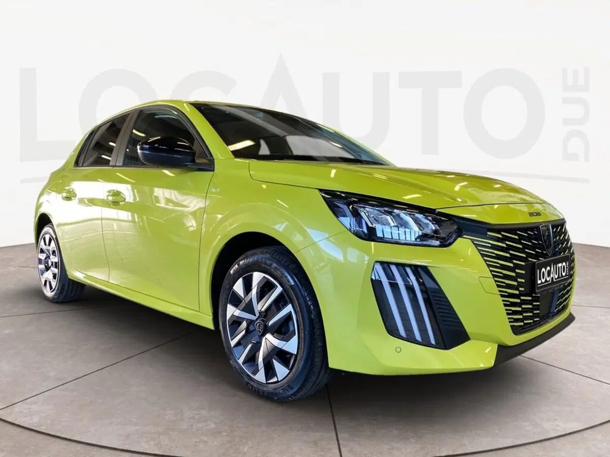 Peugeot 208 nuova a Torino (3)