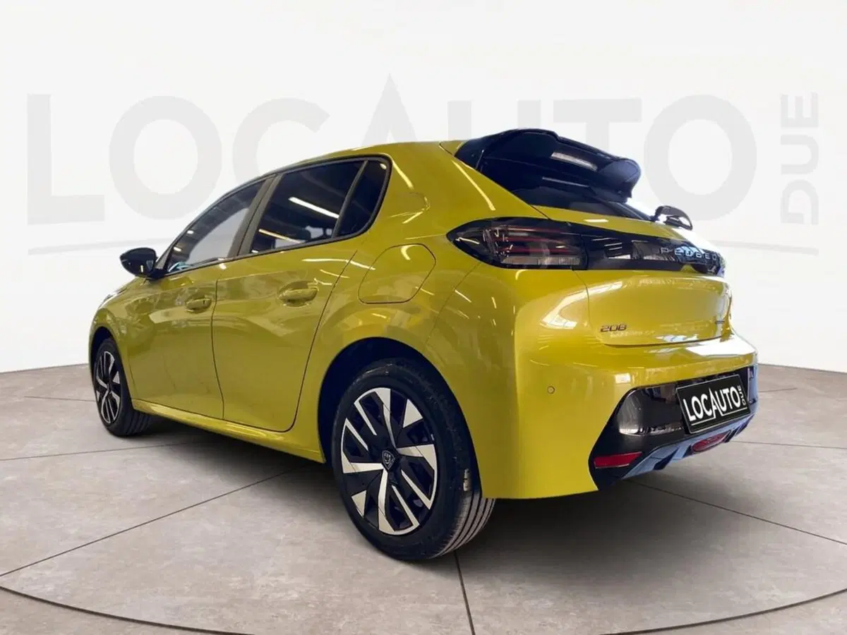 Peugeot 208 nuova a Torino (5)