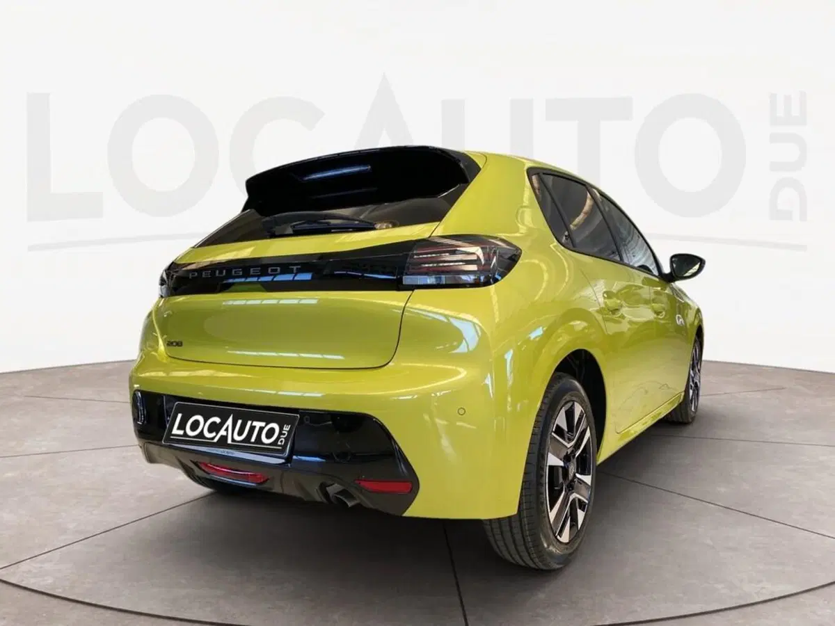 Peugeot 208 nuova a Torino (4)