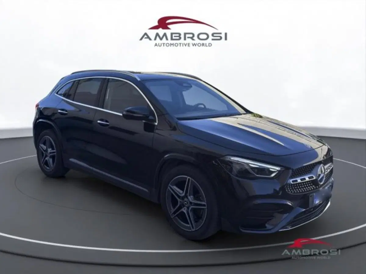 Mercedes-Benz GLA SUV usata a Perugia (2)