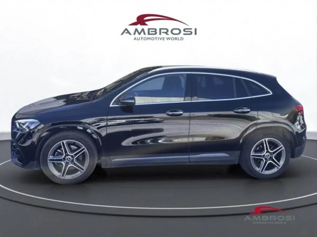 Mercedes-Benz GLA SUV usata a Perugia (6)