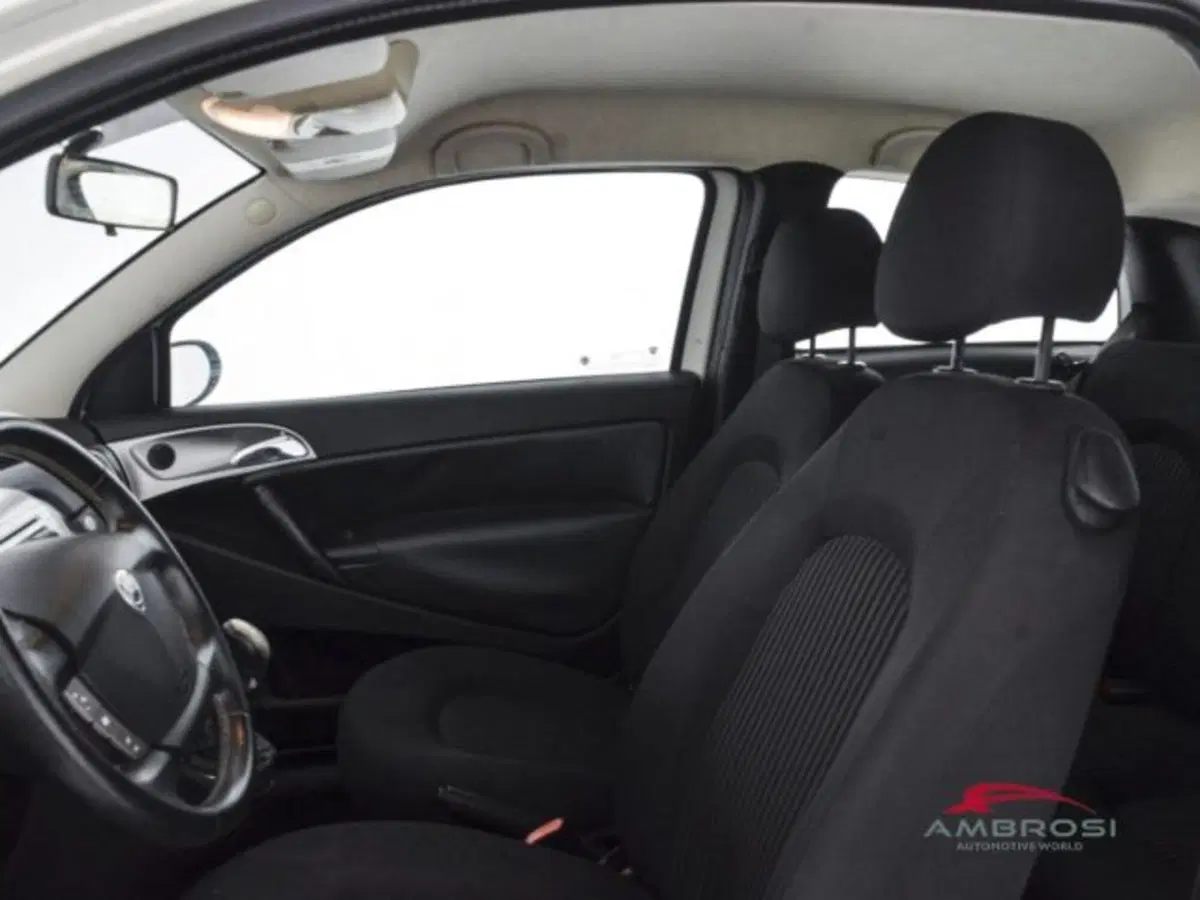 Lancia Ypsilon usata a Perugia (9)