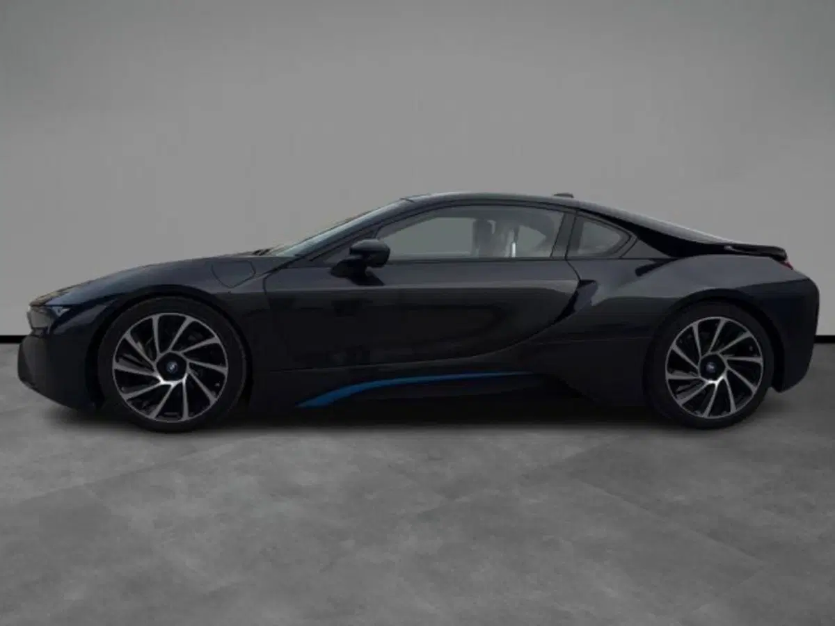 BMW i8 Coupé usata a Lecce (2)