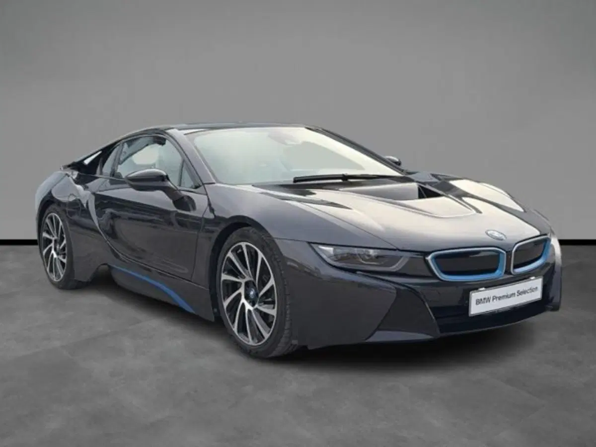 BMW i8 Coupé usata a Lecce (6)
