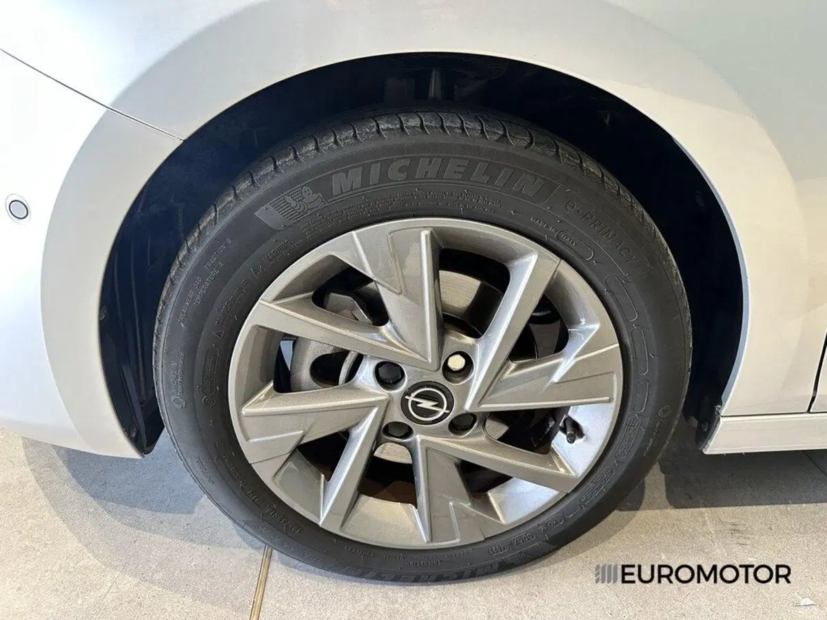 Opel Corsa usata a Bari (10)
