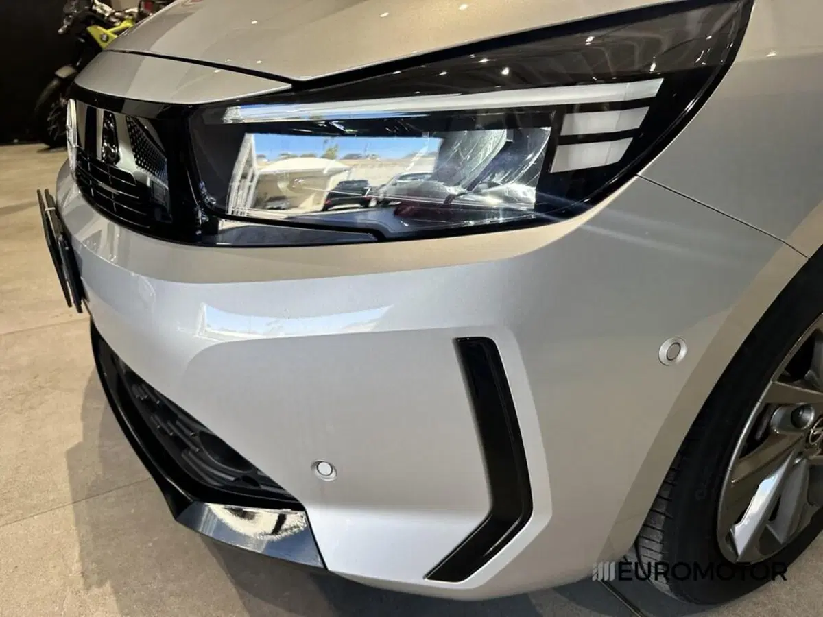 Opel Corsa usata a Bari (11)