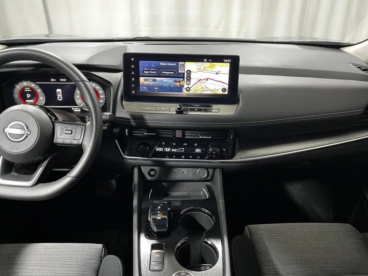 Nissan X-Trail usata a Sondrio (13)
