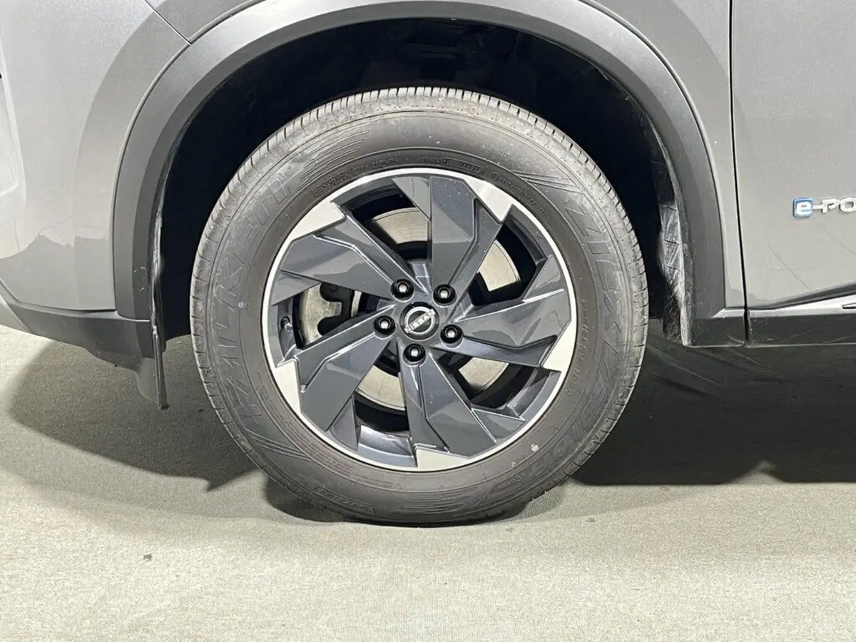 Nissan X-Trail usata a Sondrio (8)