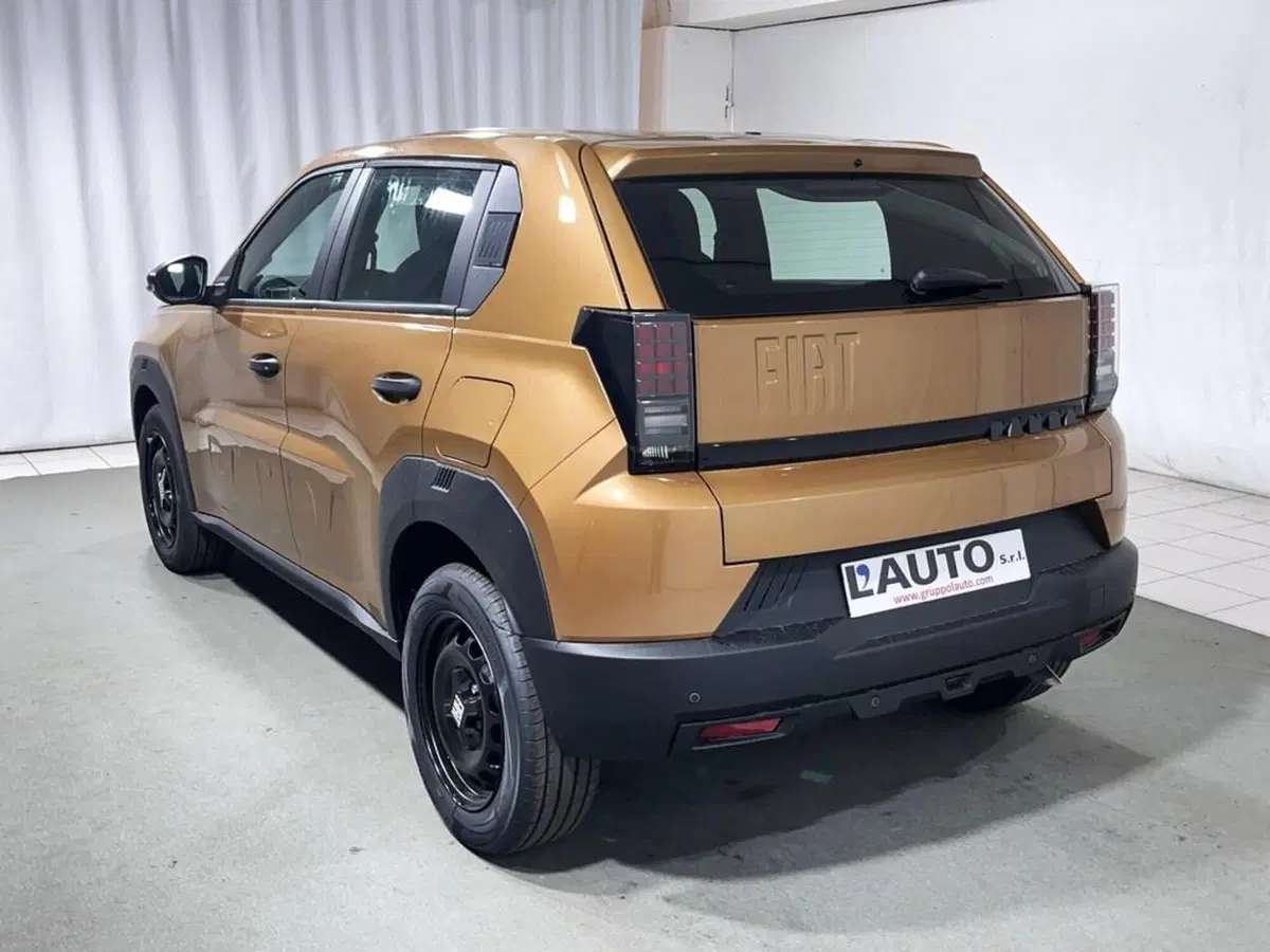 Fiat Grande Panda nuova a Sondrio (3)