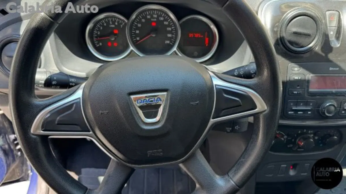 Dacia Sandero usata a Reggio Calabria (6)