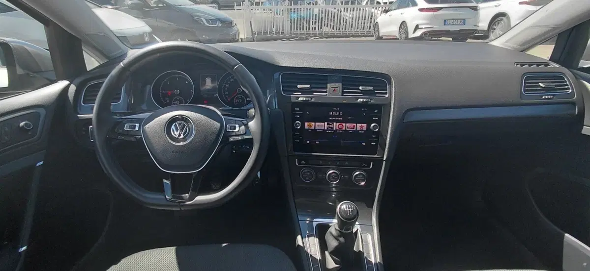 Volkswagen Golf Variant usata a Cosenza (11)